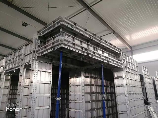 捷報！捷報！！五棵松鋁模進駐融創中國和碧桂園項目