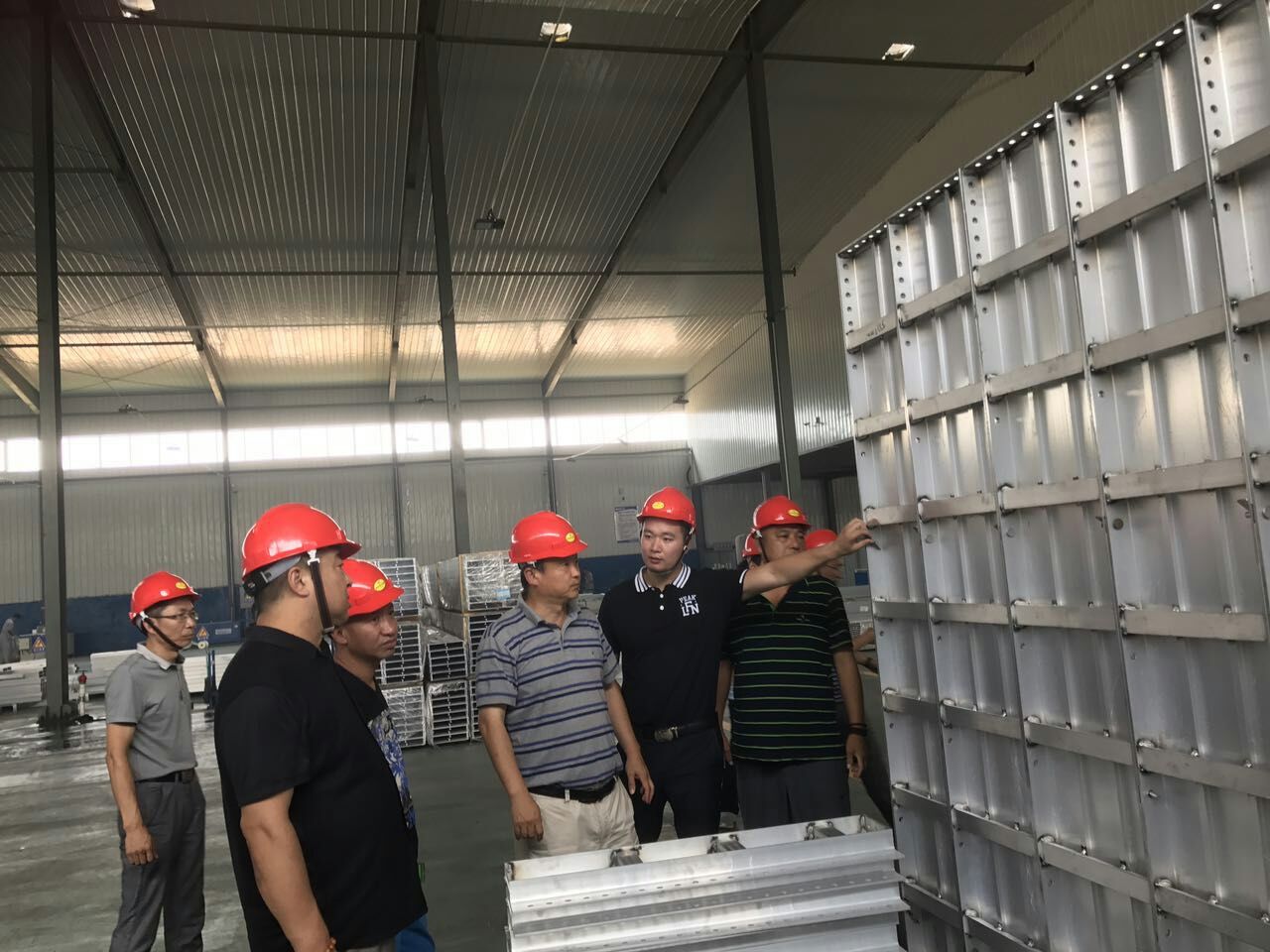 熱烈歡迎北京三建和融創中國來我公司考察