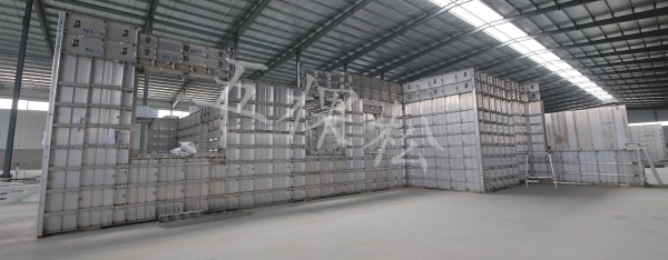 五棵松木業(yè)為您分析：廊坊為什么會成為建筑模板基地？