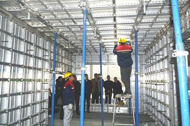 恭賀五棵松鋁模板順利通過世茂地產和北京韓建集團有限公司出廠驗收！